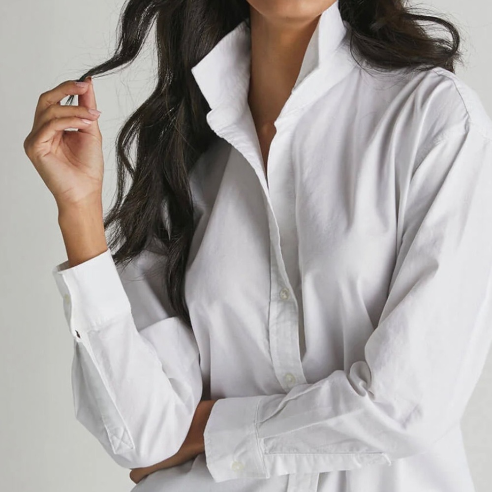 BeachLunchLounge button up shirt, size L